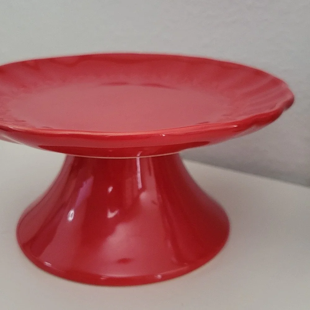 Pottery Barn Red Ceramic Dessert Stand XOXO Love Themed Small Pedestal EUC